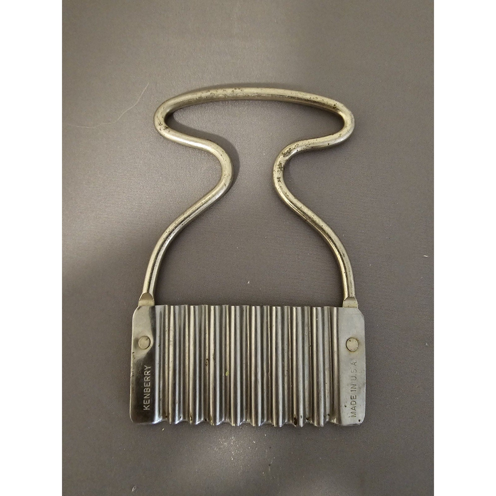 Kenberry Crinkle-Cut Slicer Made in USA Vintage Kitchenware Metal Cutting Tool