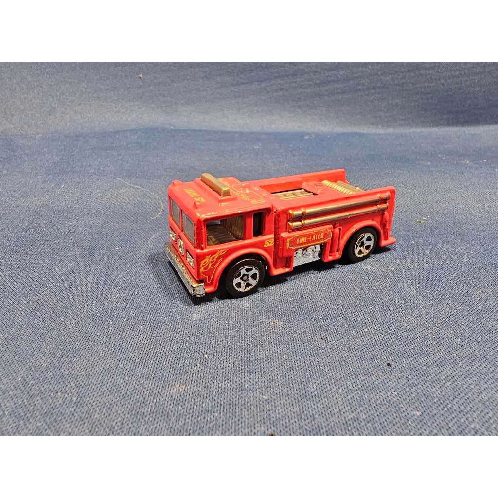 1976 Hot Wheels Red/Gray Fire Truck Engine 52 - Fire Eater - loose