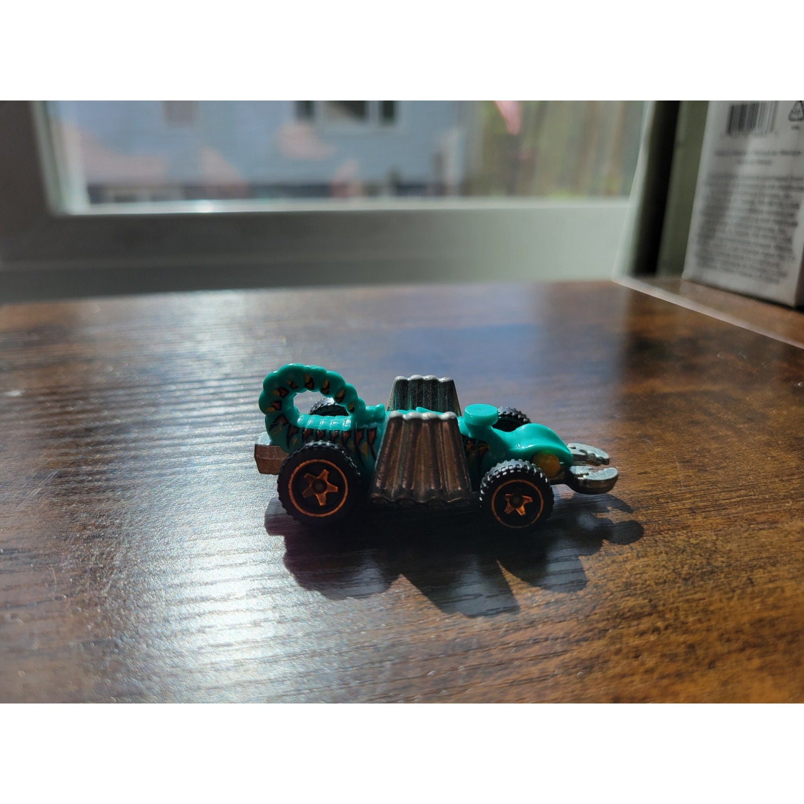 2010 Hot Wheels - Speed Demons Eevil Weevel 2062 Turquoise Scorpion - loose