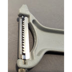 Westmark Steel Vegetable Peeler/Slicer Julienne w/Stainless Steel - 5" long