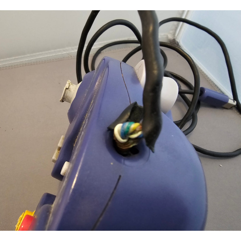 Nintendo GameCube DOL-003 - Purple Wired Controller - untested