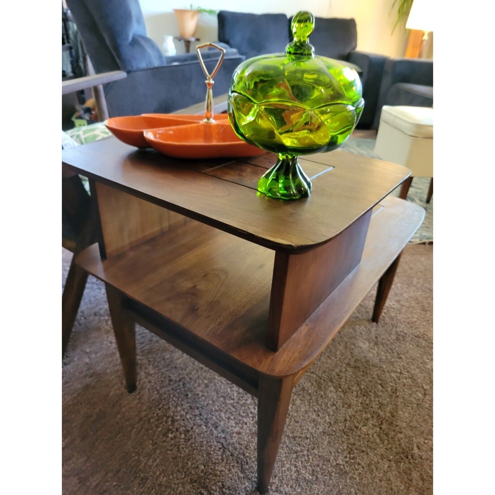 Mid Century Modern Stanley 2-Tiered Walnut & Burlwood End/Step/Side Table - 254