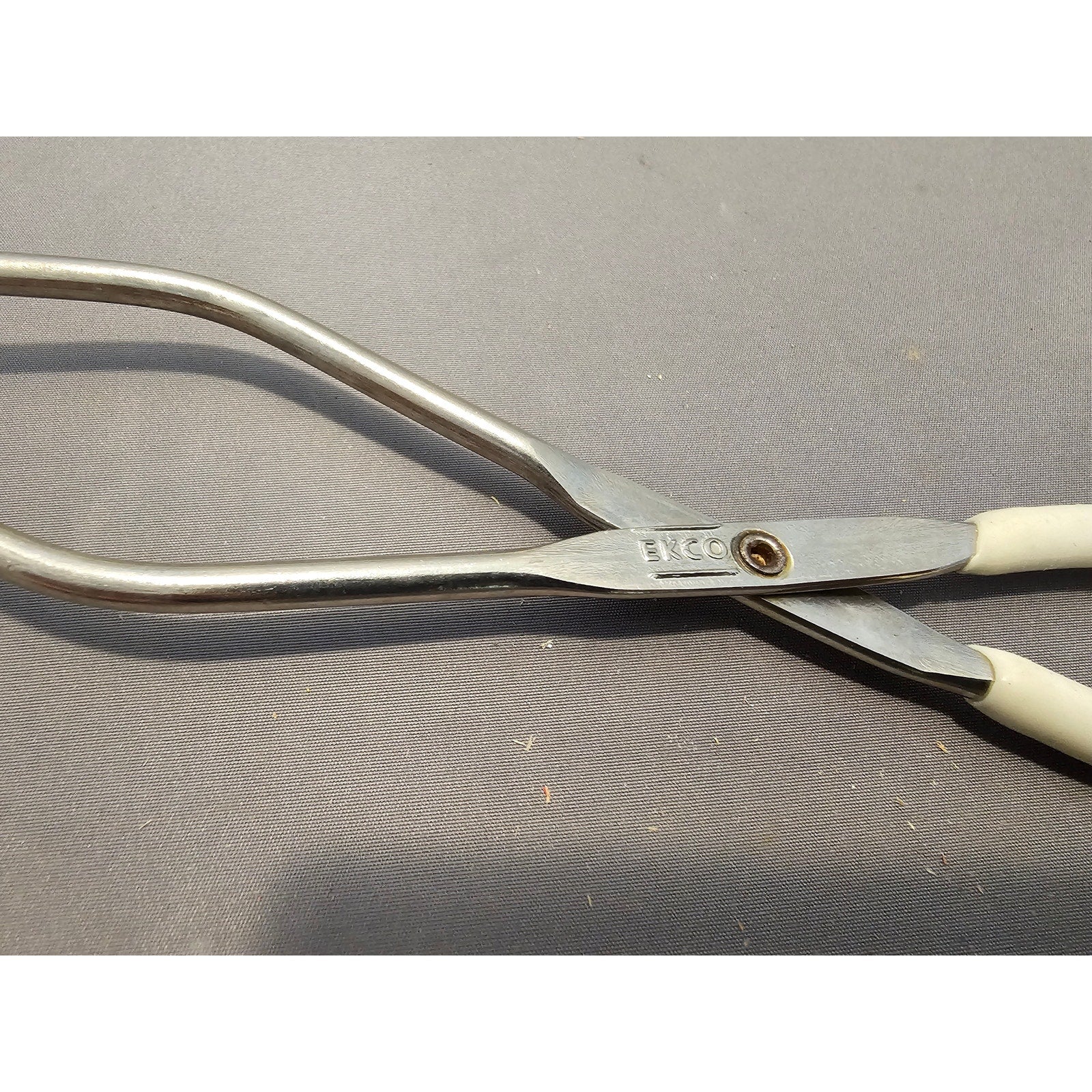 Vintage Ekco 10" White Rubble Handle Stainless Steel Tongs - USA