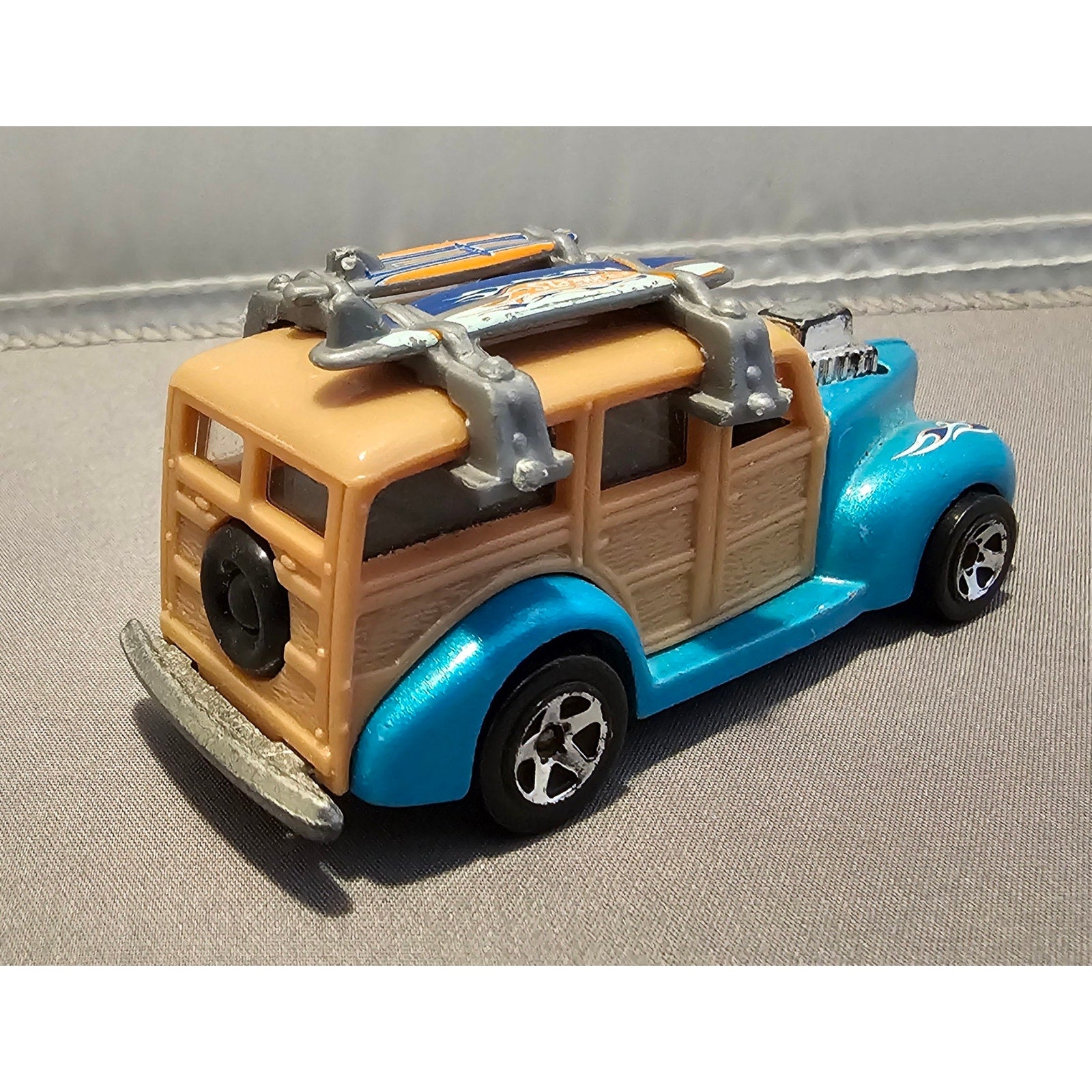 1979 Hot Wheels B38 - 40's Ford Woodie w/Surf Boards - Malaysia - loose