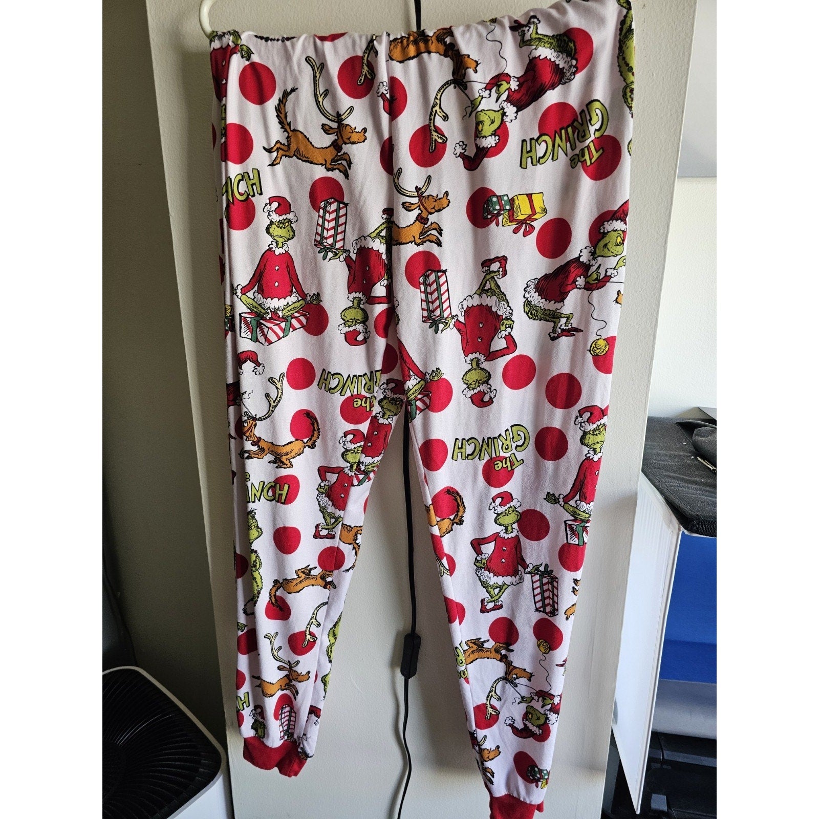 The Grinch Christmas Unisex Pajama Set. Long Sleeve/Pants. Size S 4/6