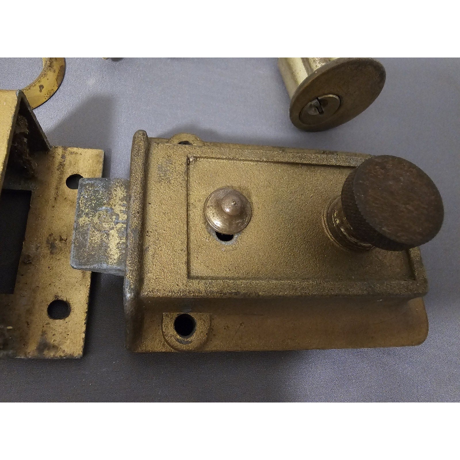 Vintage/Antique Brass Turn Knob Door Latch/Lock Deadbolt