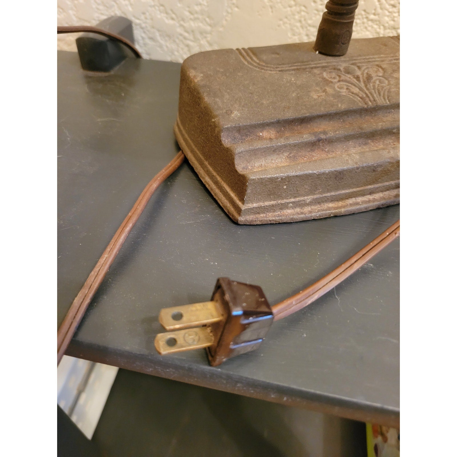 Antique Art Deco Cast Iron Gooseneck Desk Lamp w/Pen Holder, detail features