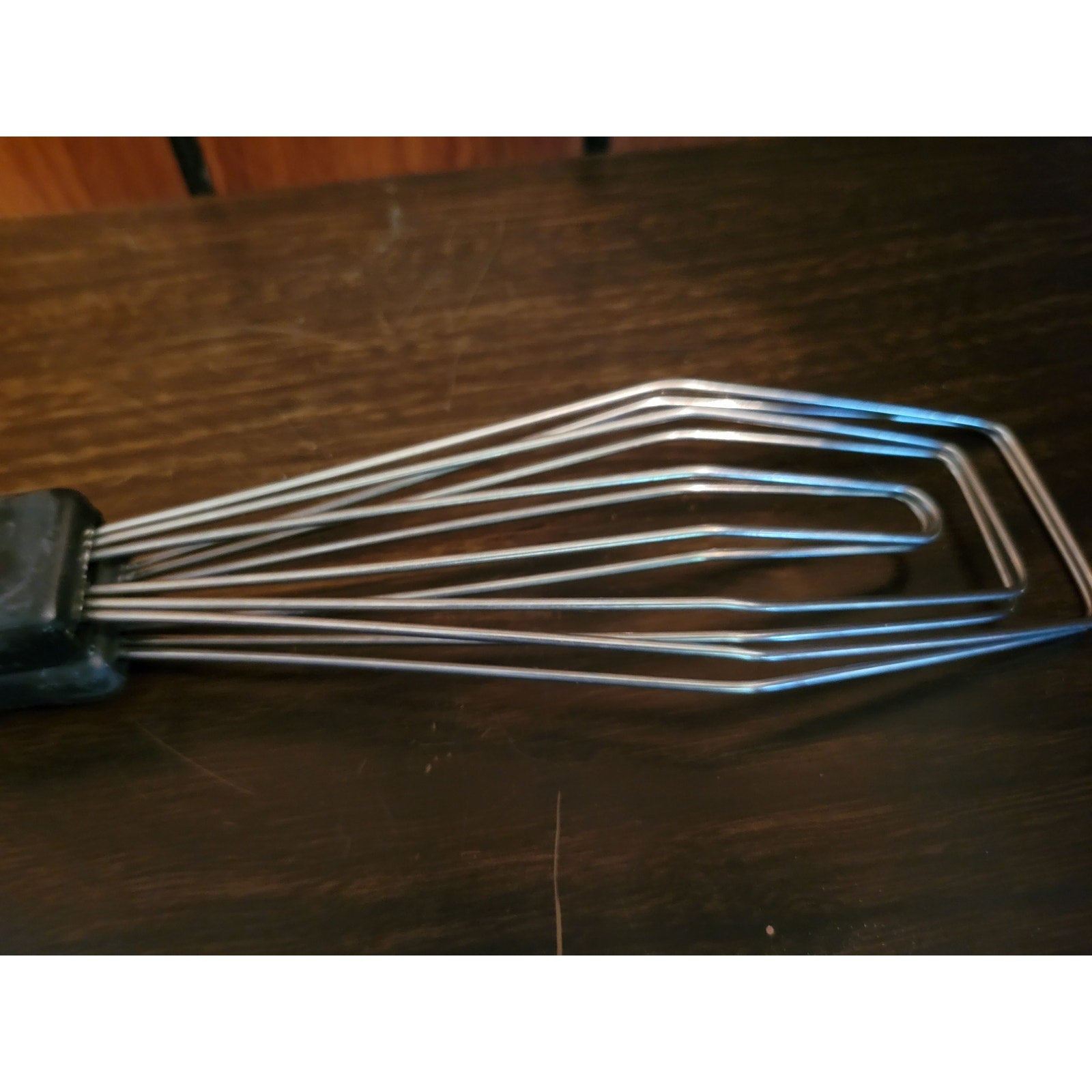 Black Handle Flipper/Tongs for Fish, Deep Frying - Locks