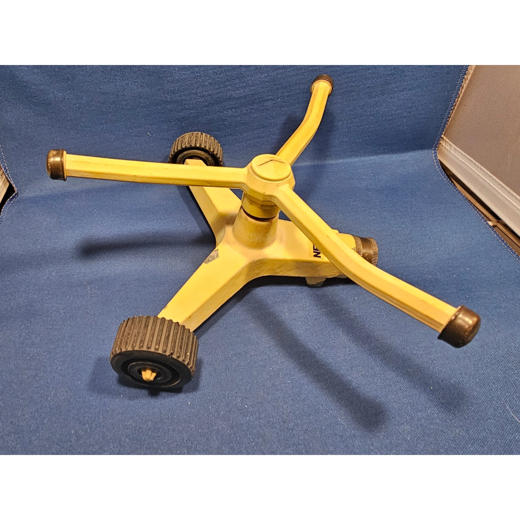 Vintage Nelson Yellow "Poppy" Sprinkler - used in great condition