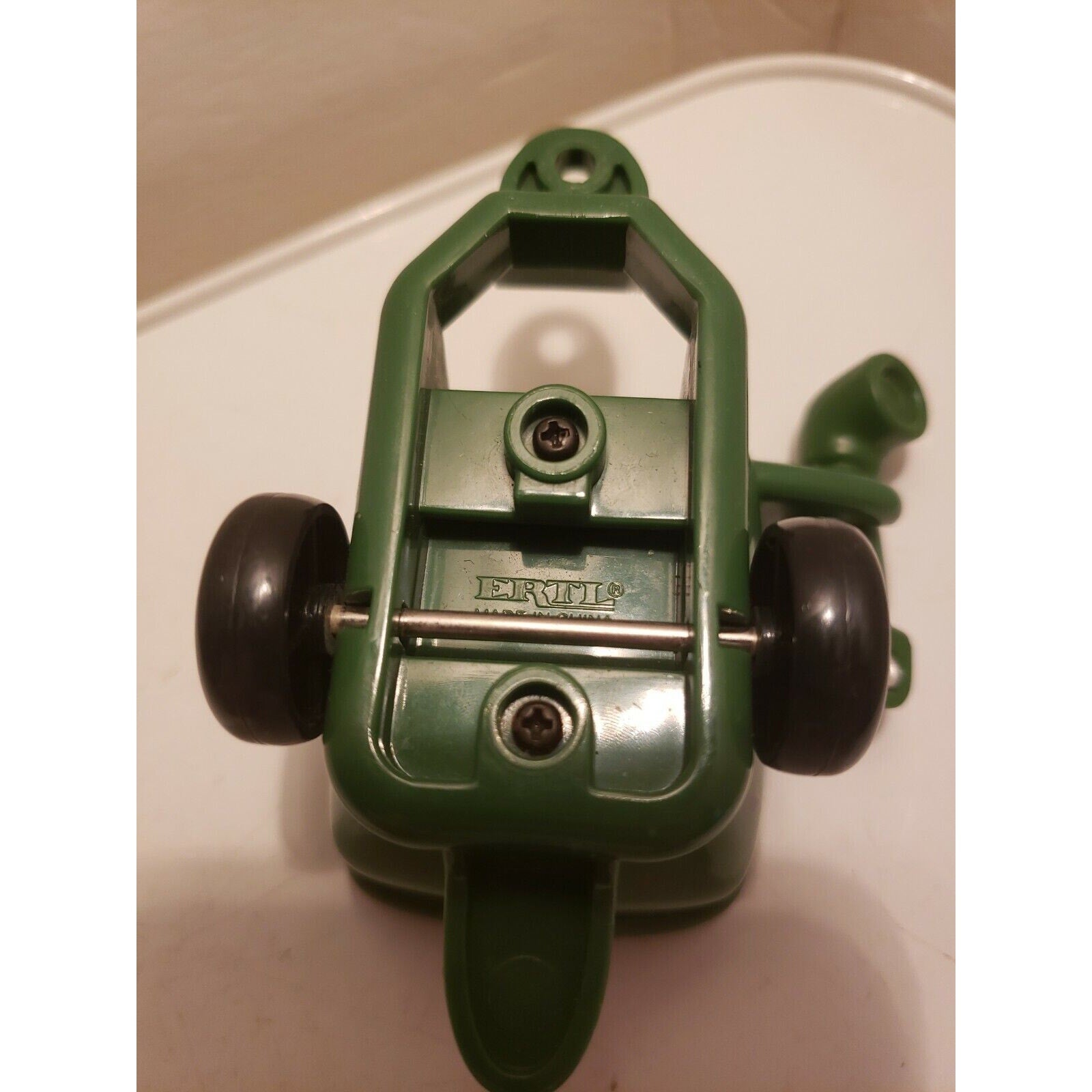 Ertl John Deere Green Toy Tractor Trailer Combine