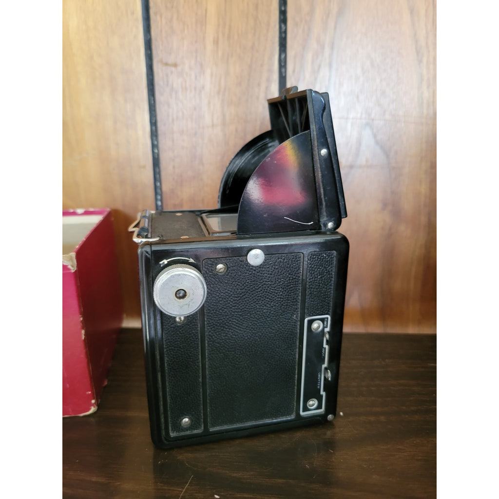 Vintage Spartus Full-Vue Camera BC-101 w/Manual - untested