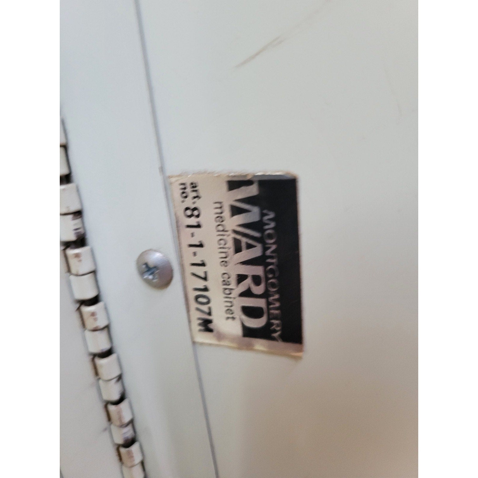 Vintage Montgomery Ward 81-1-17107M - Miami-Carey Recess Metal Medicine Cabinet