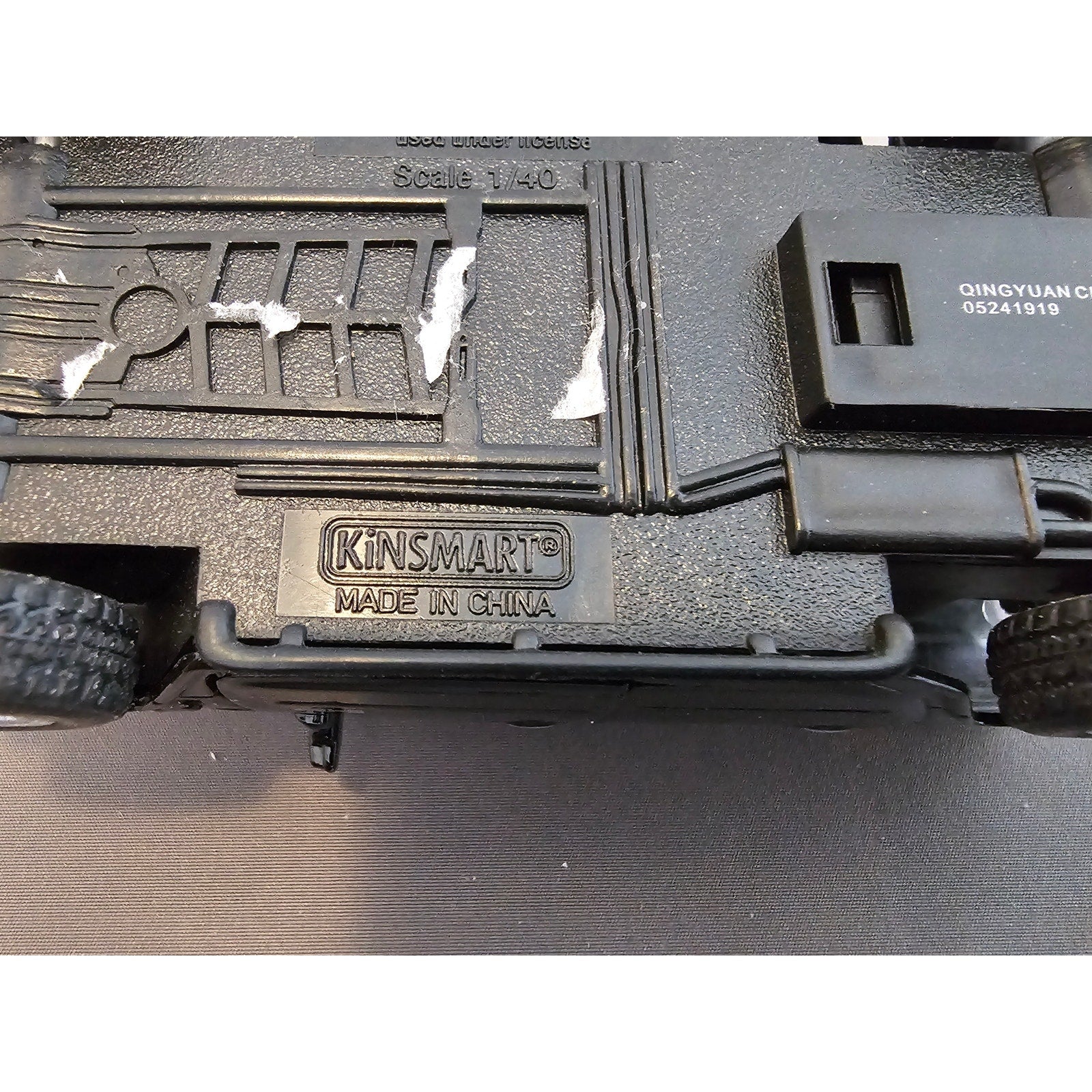 Kinsmart - 2008 Black Hummer H2 SUV - Scale 1/40 - China - loose