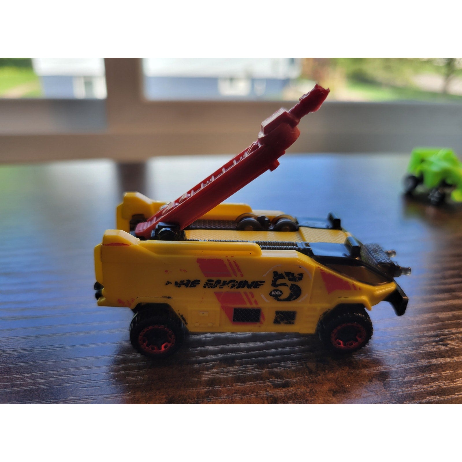 2018 Hot Wheels - Yellow Runway Res-Q - FYB58 - loose