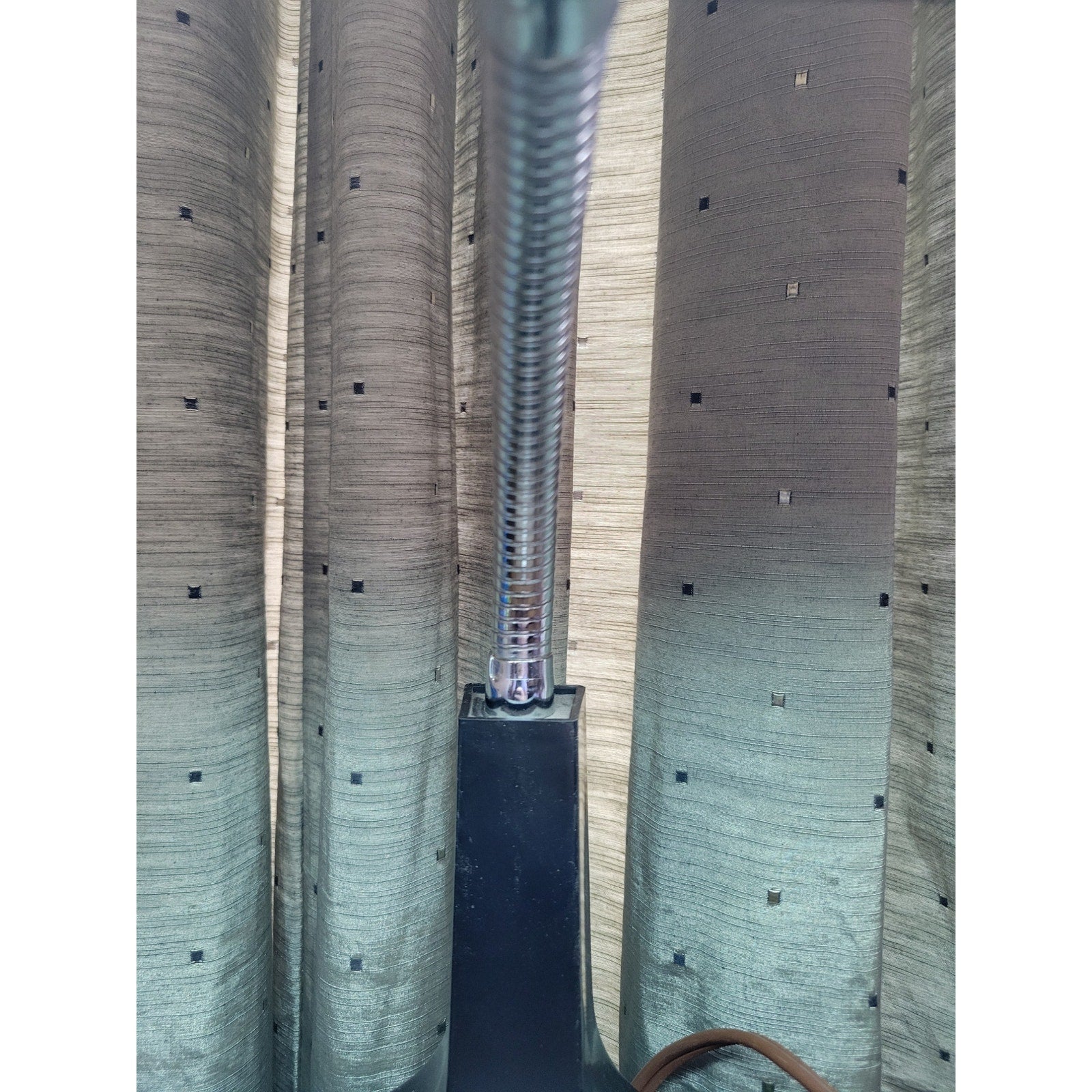 Vintage Mobilite #169 Gooseneck Fluorescent Desk Lamp - works