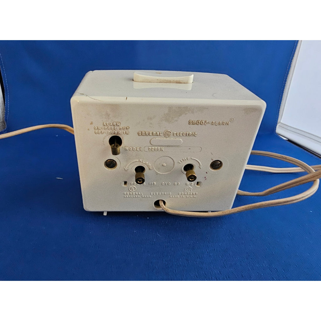 Vintage General Electric (GE) Model 7295K View-Alarm Clock - Tested Works