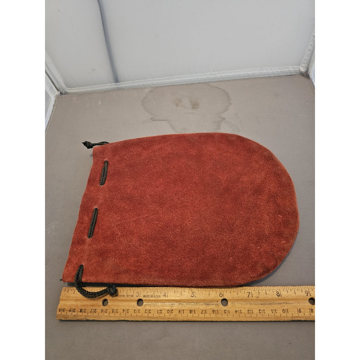 Vintage/1965 NOS Red Dart Mfg RP-79 -Heavy Duty Suede Reel Pouch w/Drawstring