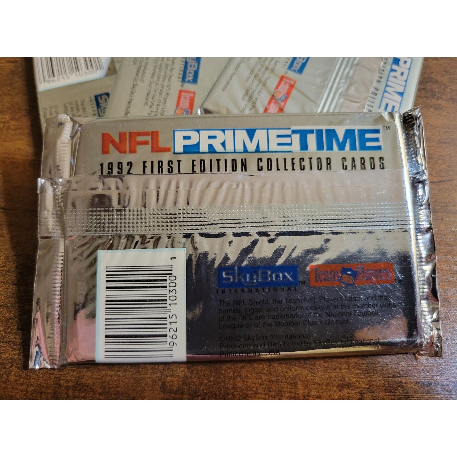 Lot of 4 Sealed Packs 1992 Skybox Primetime - NFL