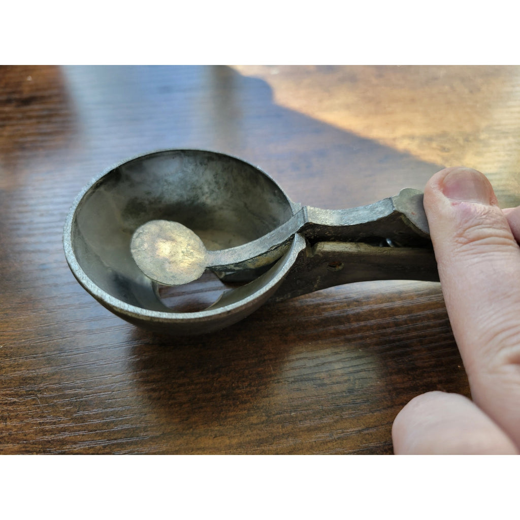 Aluminum Ice Cream Cone Scoop w/Thump Flipper - Like Safe T Dipper - Taiwan