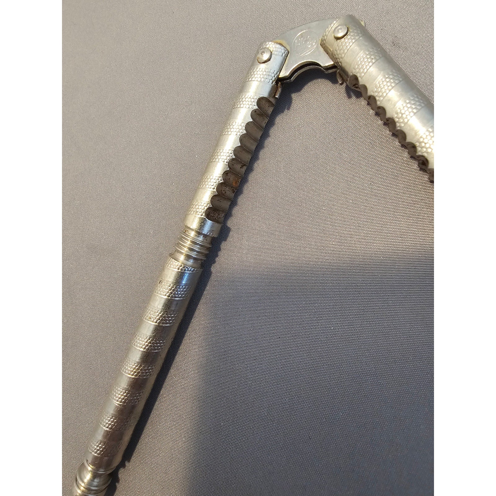 Copied - Vintage HMQ 5" Nut Cracker/Sheller - used