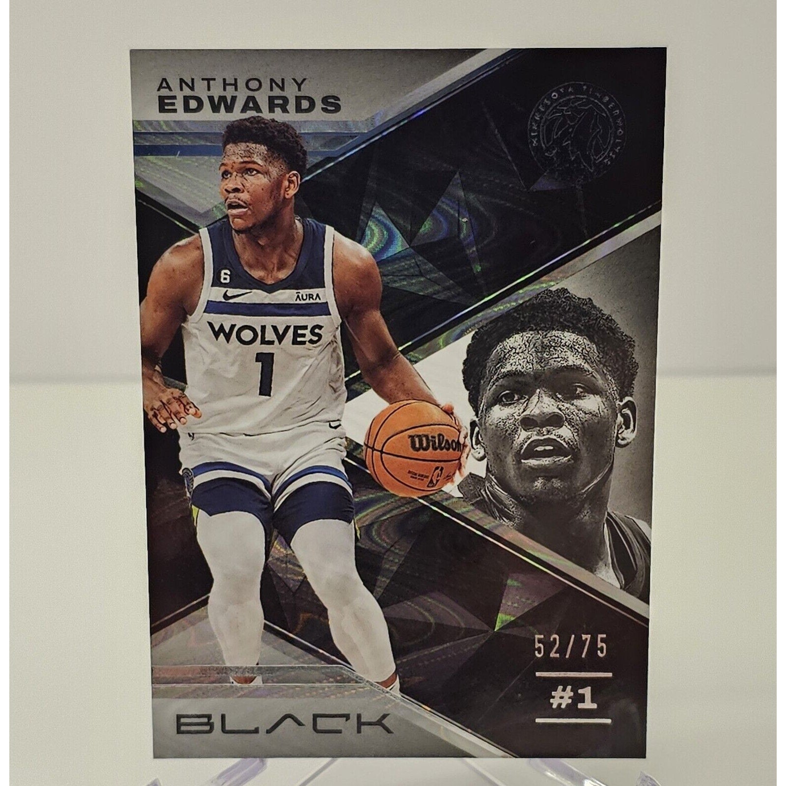 Anthony Edwards 2022-23 Panini Black - #7 - Silver s/n 52/75 - Timberwolves