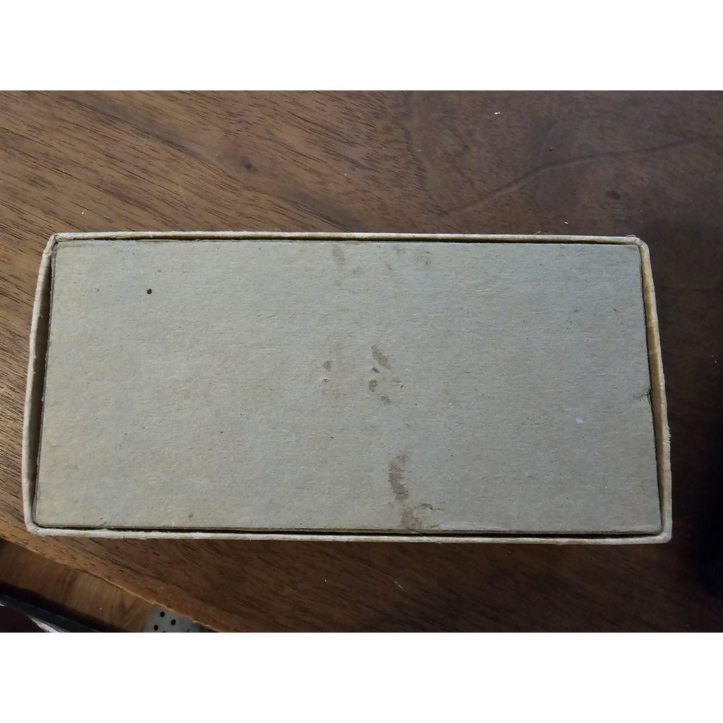 Vintage 100 Royal Flush Interlocking Unbreakable Poker Chips w/Original Box