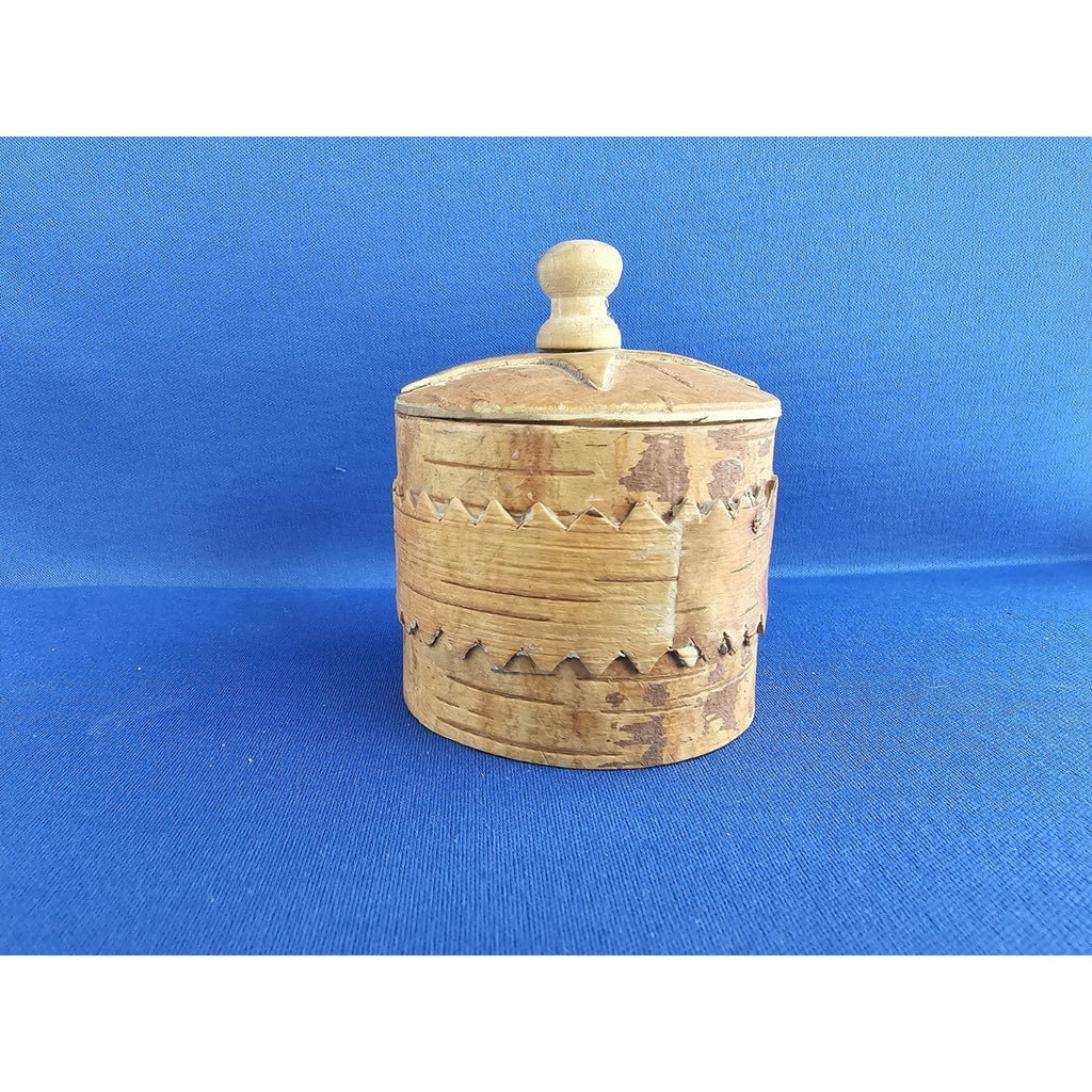 Vintage Small Handmade Carved Round Wood/Bark Box w/Lid