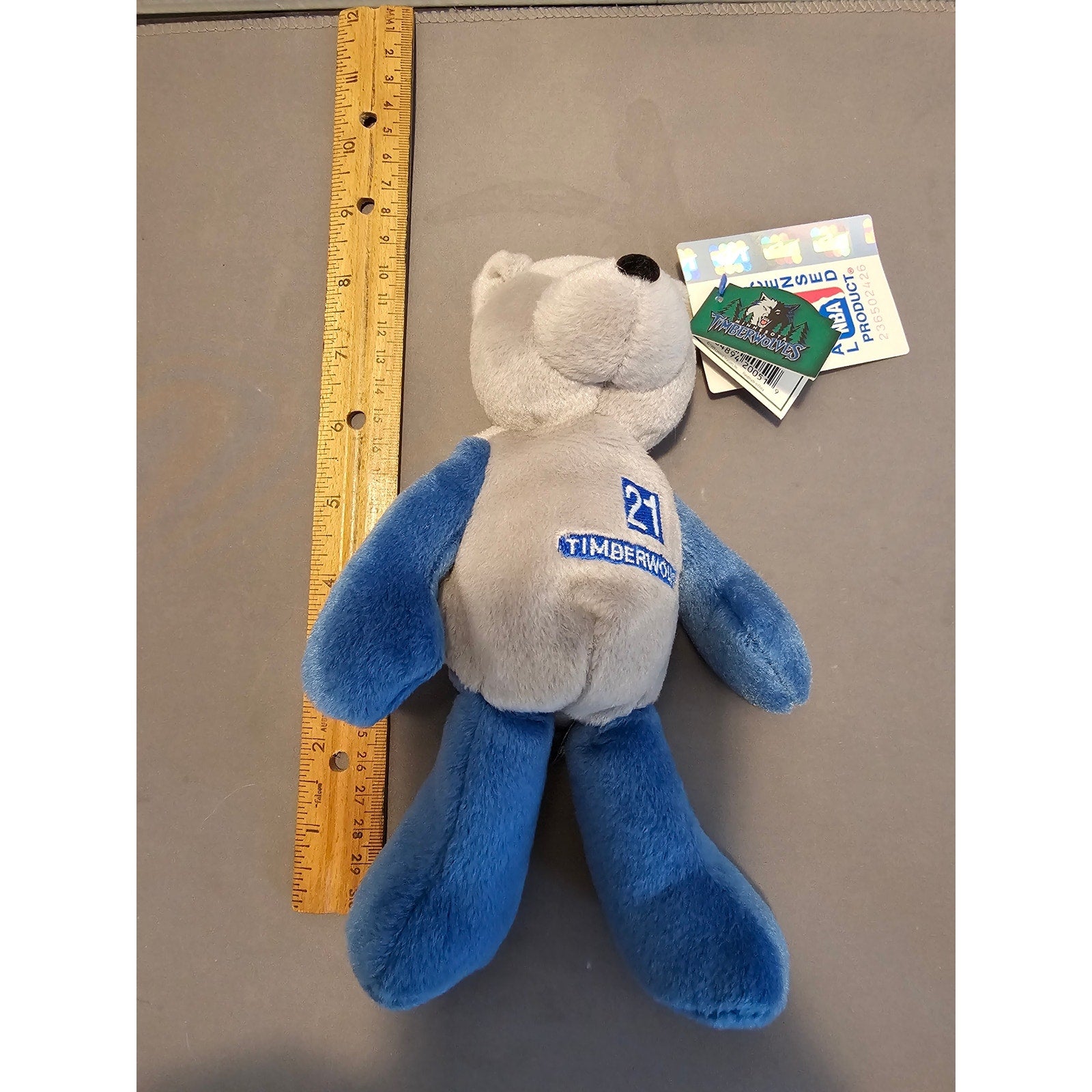 1999 Mattel Minnesota Timberwolves Kevin Garnett 21 Collectible Bear NBA License