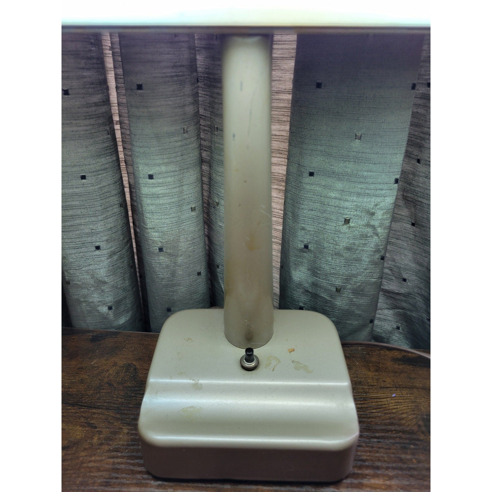 Vintage Mid Century Steel Gooseneck Fluorescent Desk Lamp - works