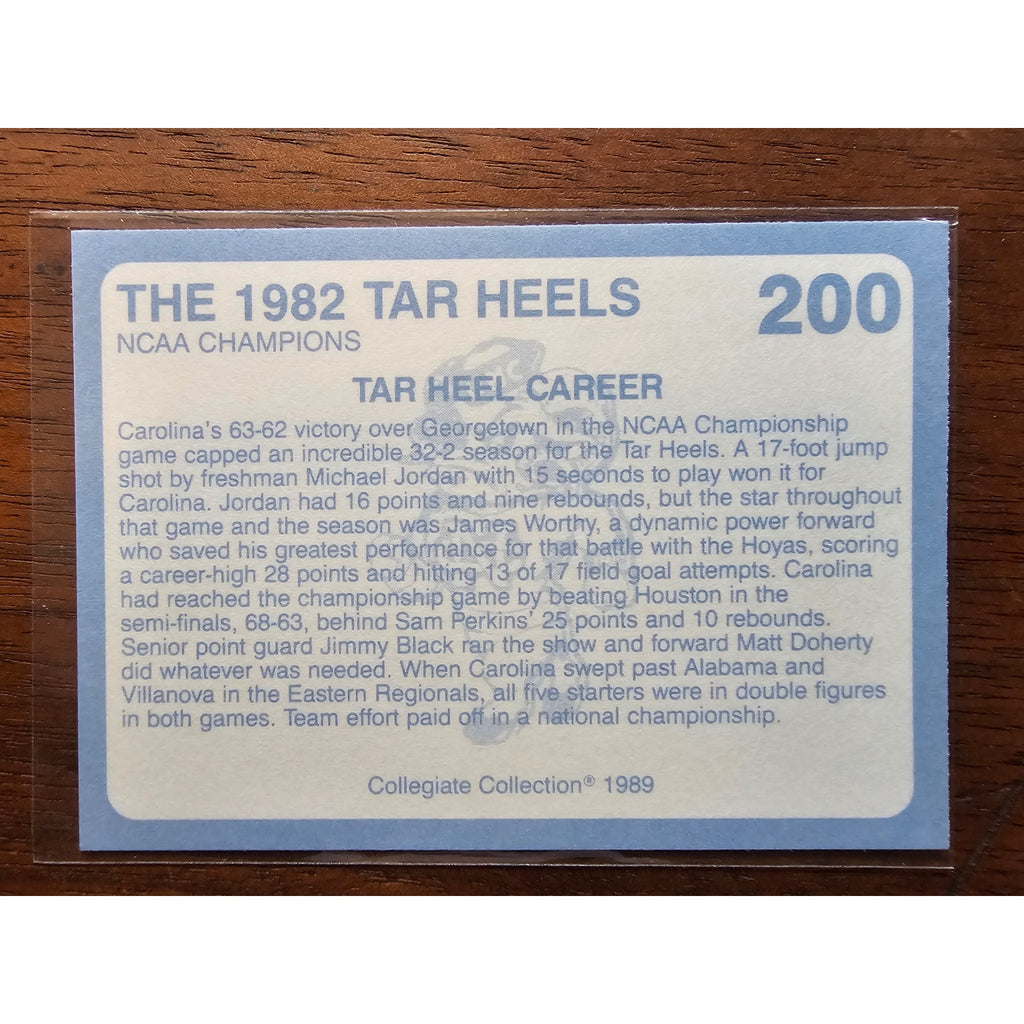 1989 Collegiate Collection #200 Michael Jordan - Carolina's Finest 1st Edition