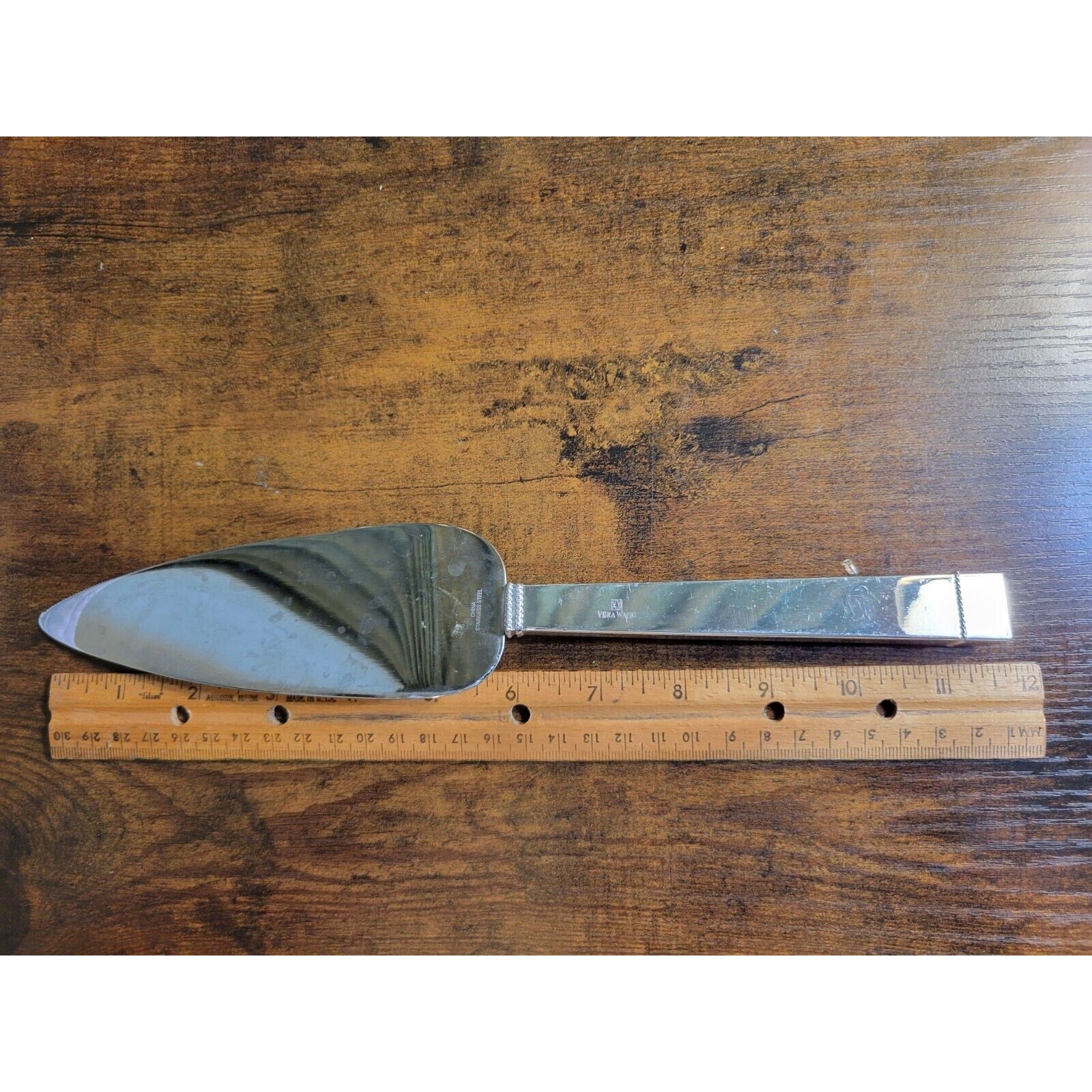 Wedgewood Vera Wang Love Knots Silverplated Wedding Cake Trowel - June 18, 2005