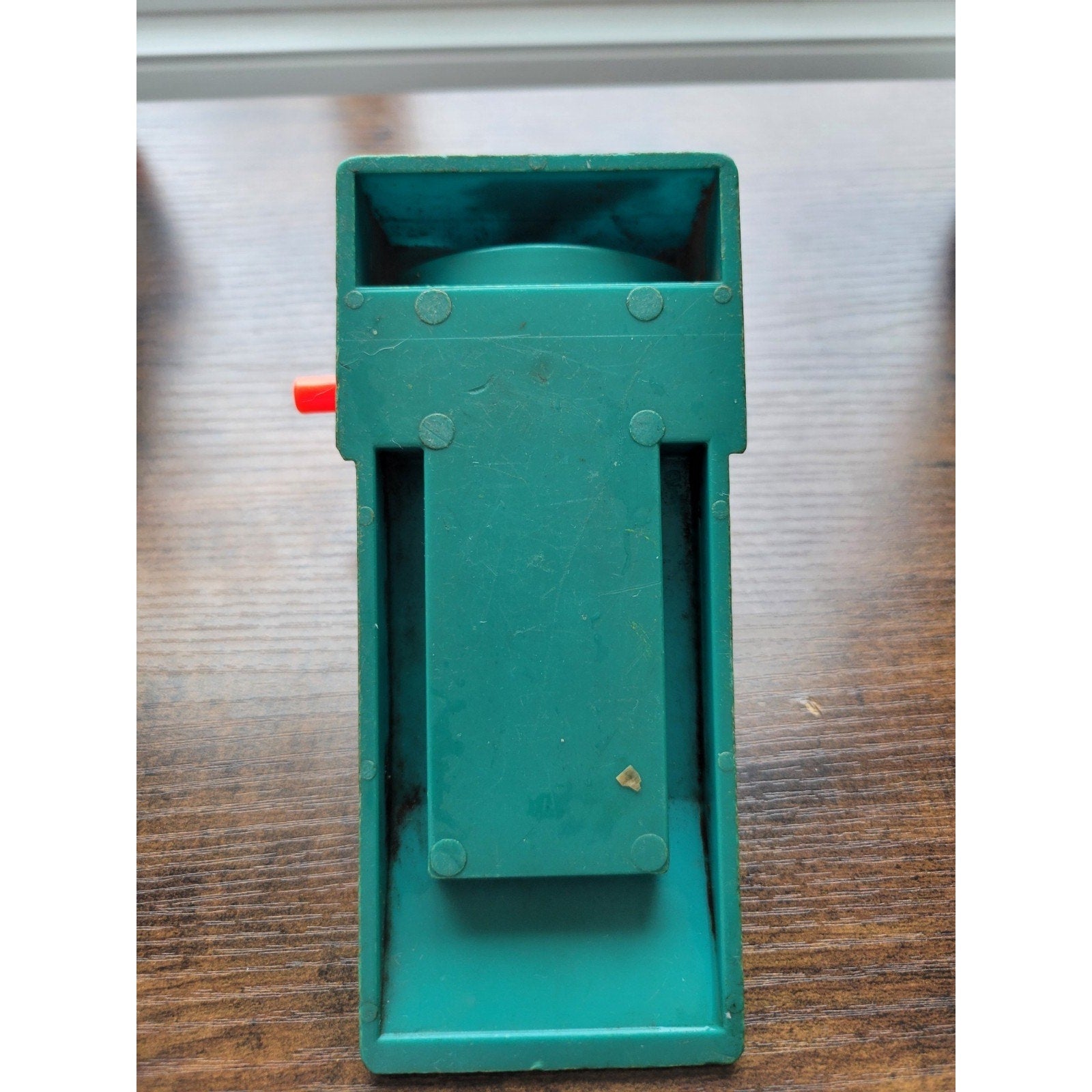 Vintage 1970 Fisher Price Little People #930 Parking Garage Car Lift