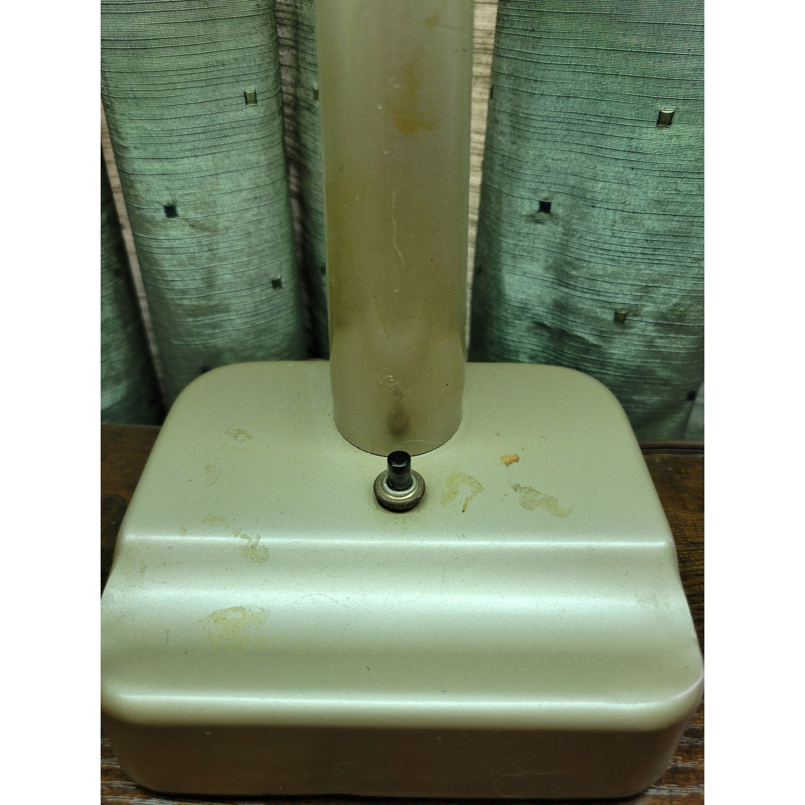 Vintage Mid Century Steel Gooseneck Fluorescent Desk Lamp - works