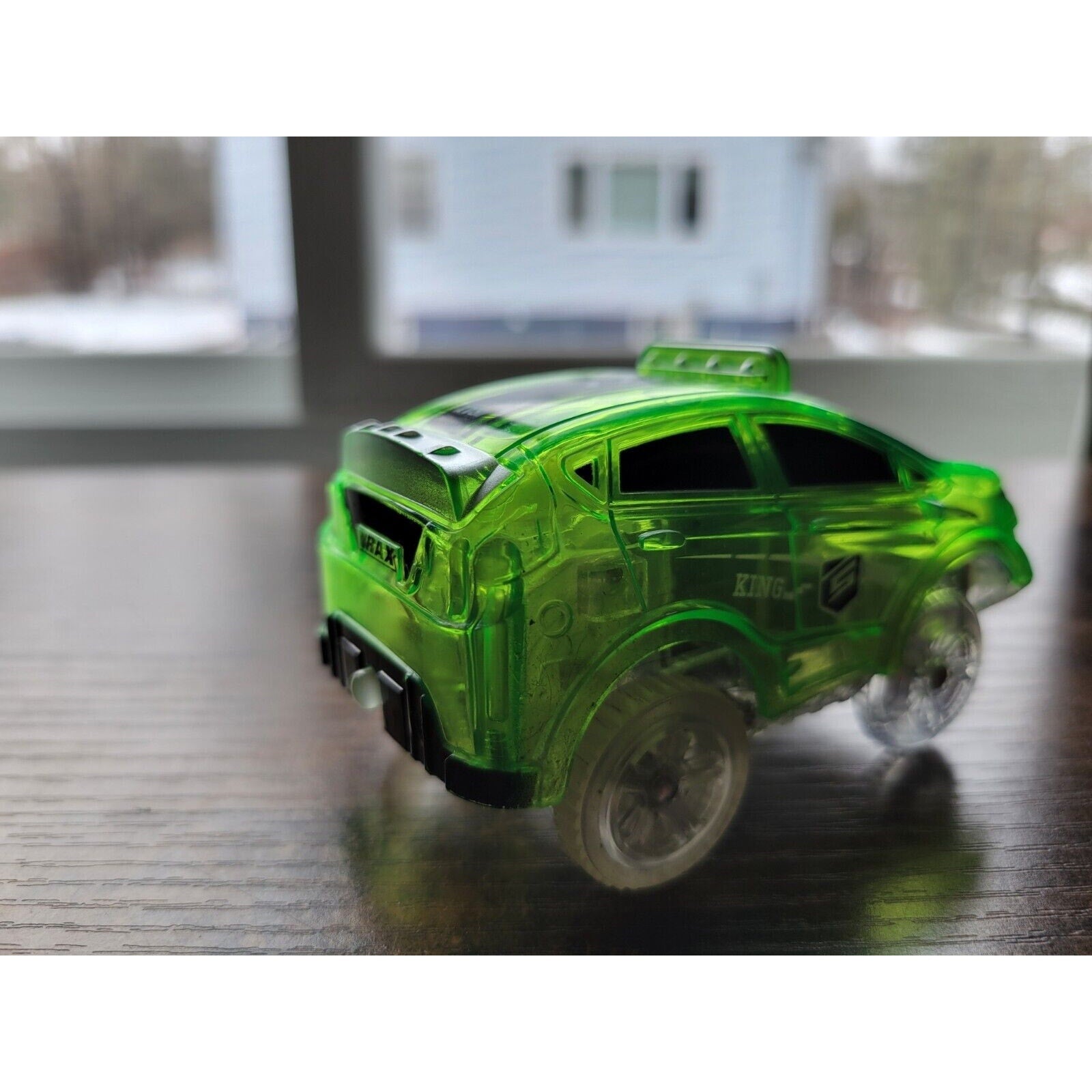 Mindscope Green Battery Operated Light Up Trax Car - S King