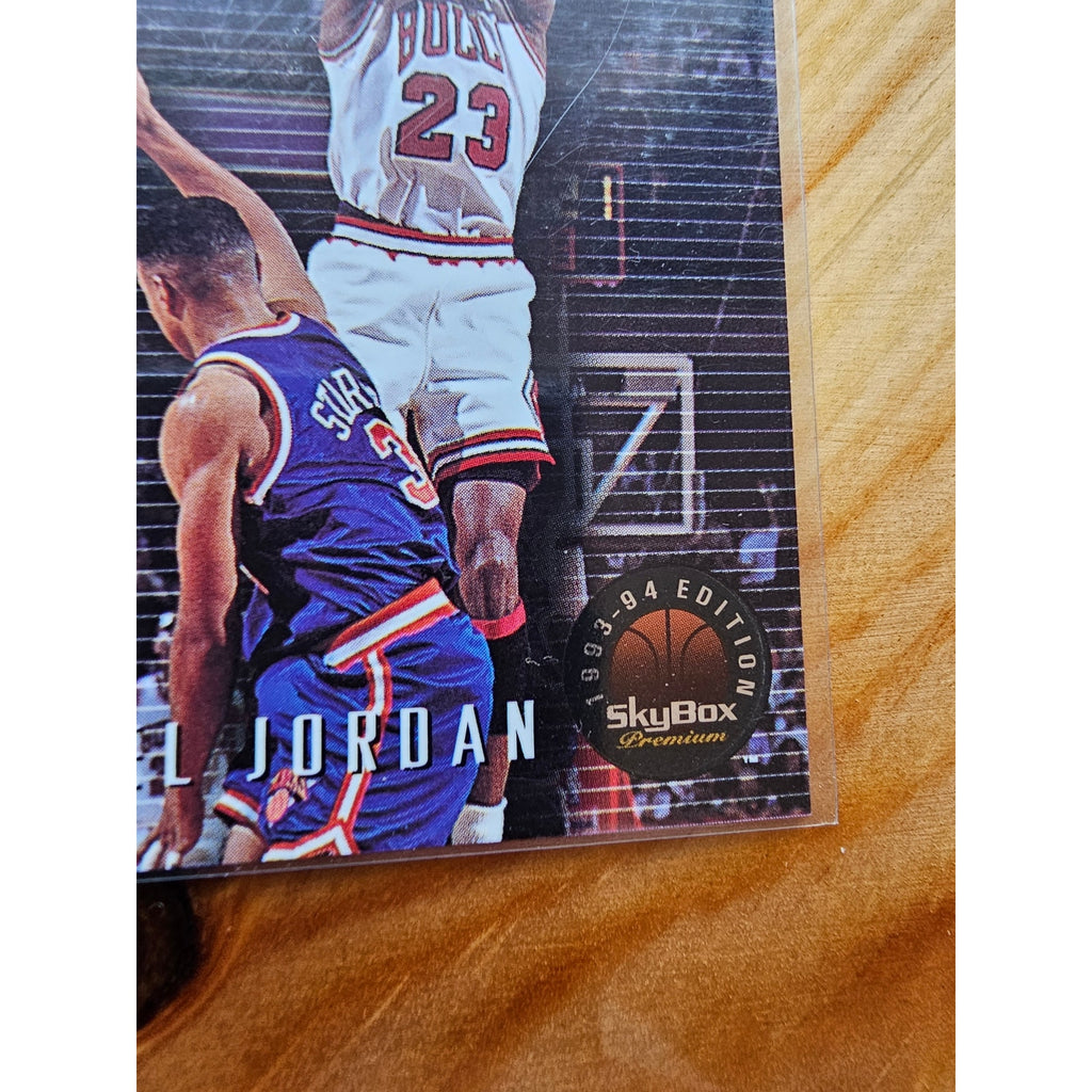 Michael Jordan 1993-1994 Skybox Premium #14 - Playoff Performance - Bulls - NBA
