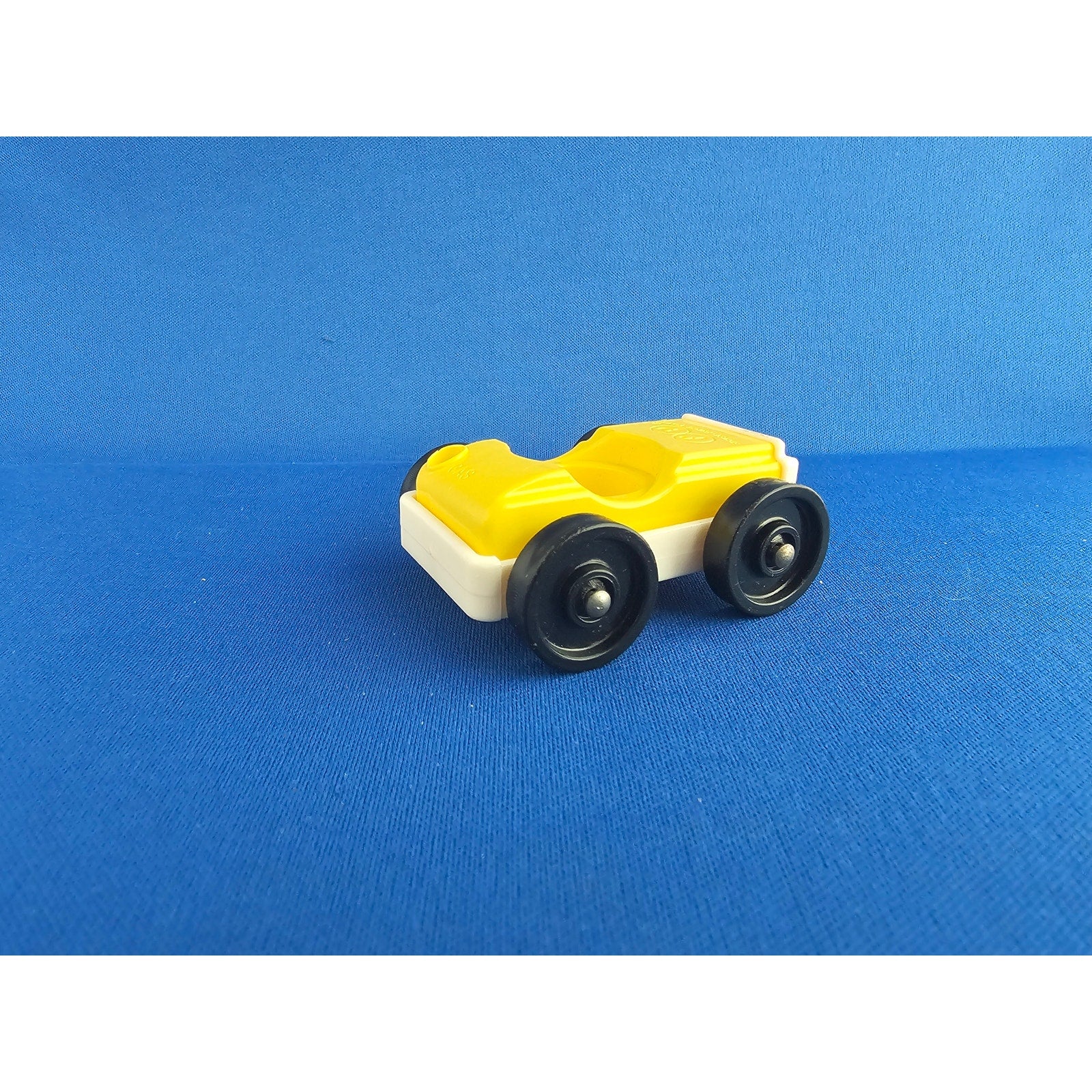 Vintage Fisher Price Little People Garage #930 - Yellow/White Single-Person Car