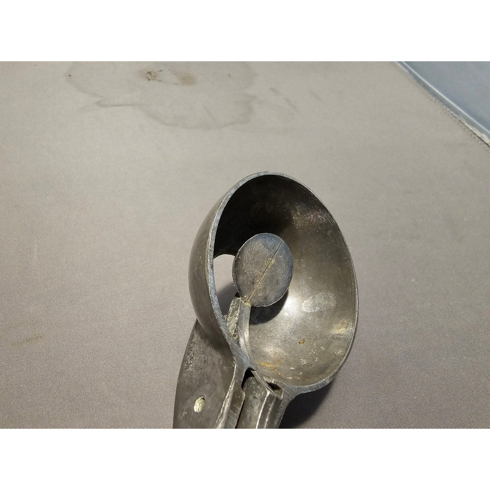 Aluminum Ice Cream Cone Scoop w/Thump Flipper - Like Safe T Dipper - Japan