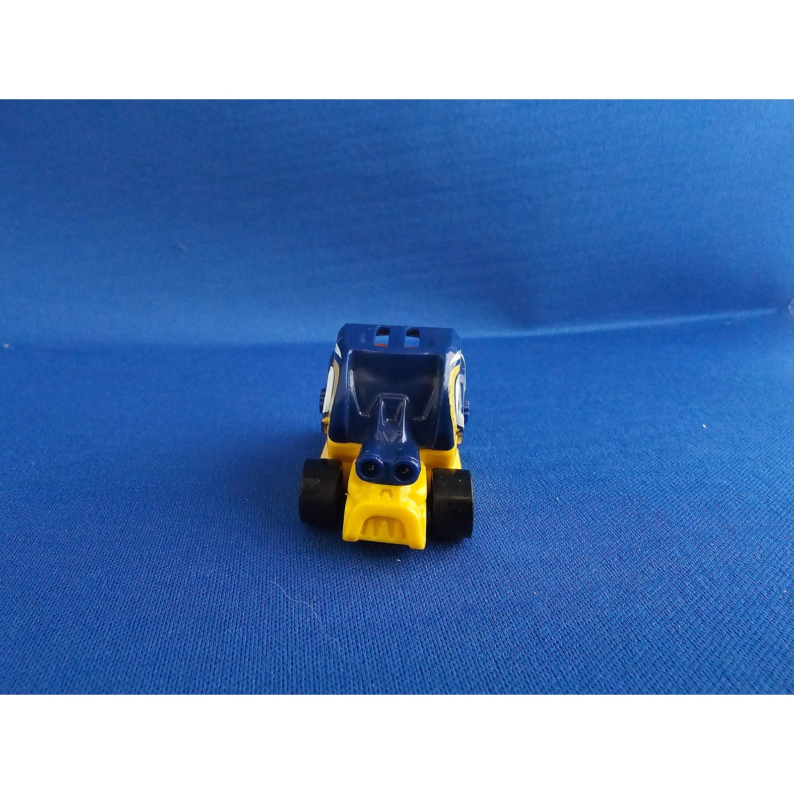 2016 Hot Wheels - Emoticar DTX20 - Yellow/Blue - loose