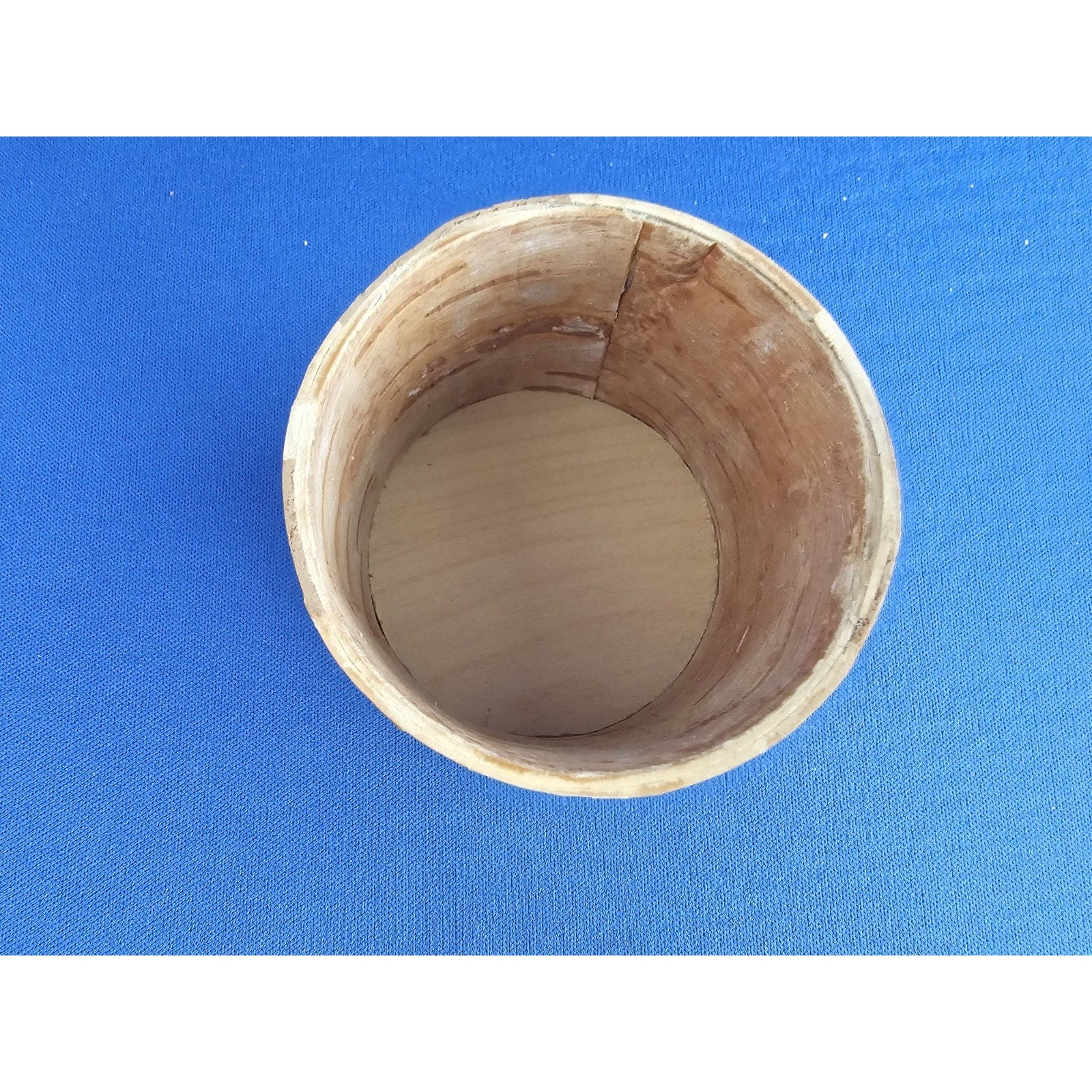 Vintage Small Handmade Carved Round Wood/Bark Box w/Lid