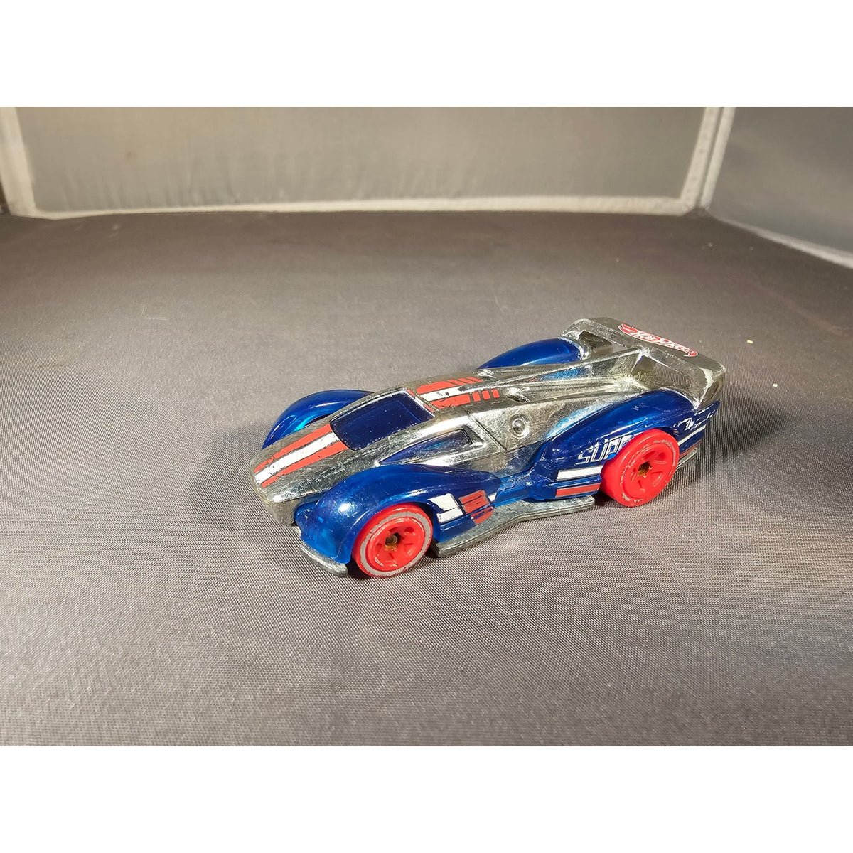 2017 Hot Wheels - Blue/Red Electrack FJV50 Car - loose