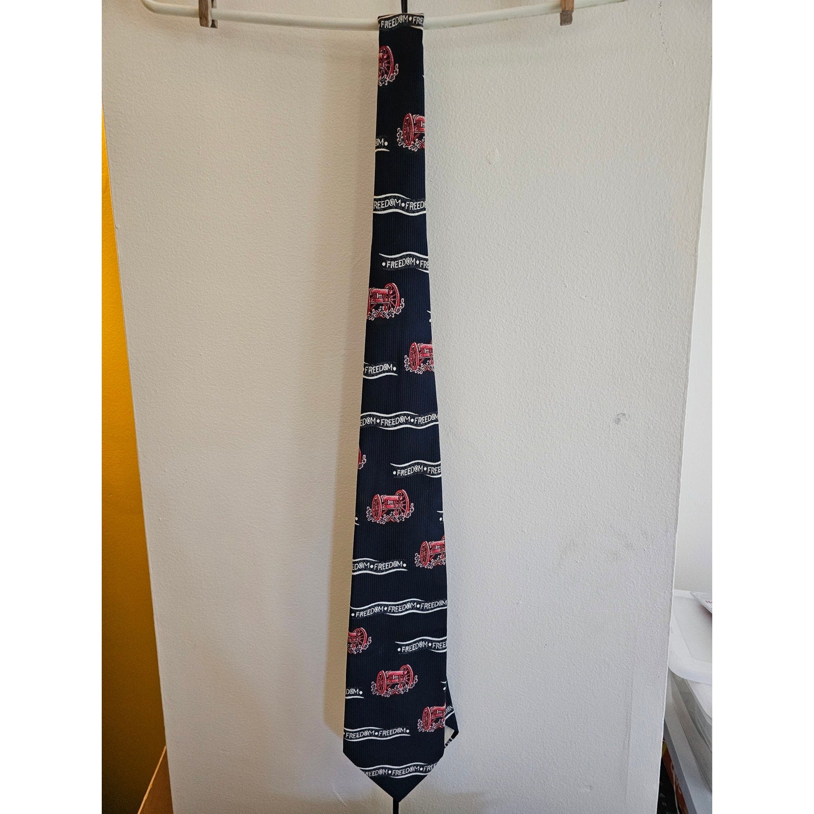 Vintage Story Cravats Men's Necktie - Blue Freedom - 57" x 4"