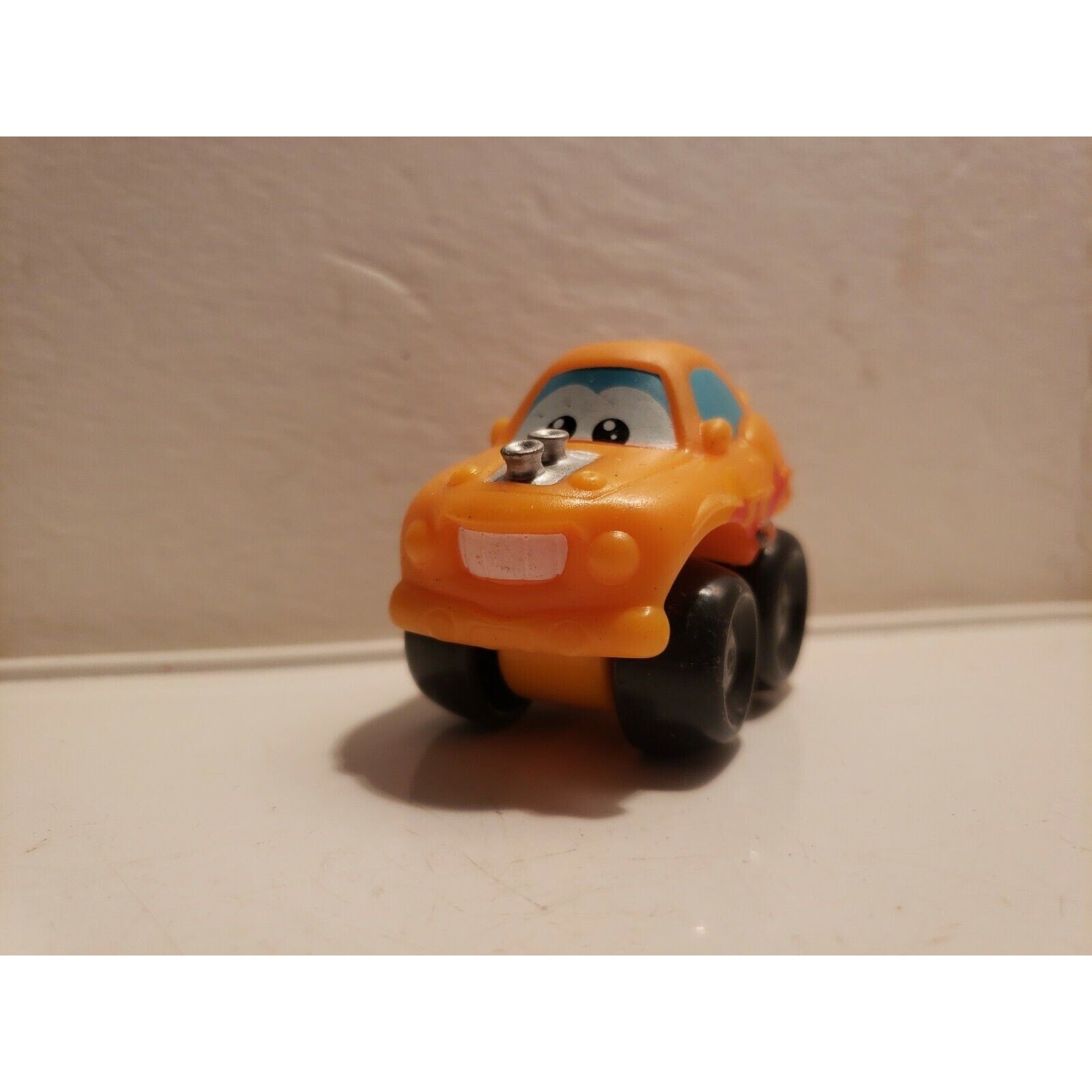 2009 Tonka Lil Chuck & Friends Plastic Toy Orange Car - Hasbro 02911 C-082A