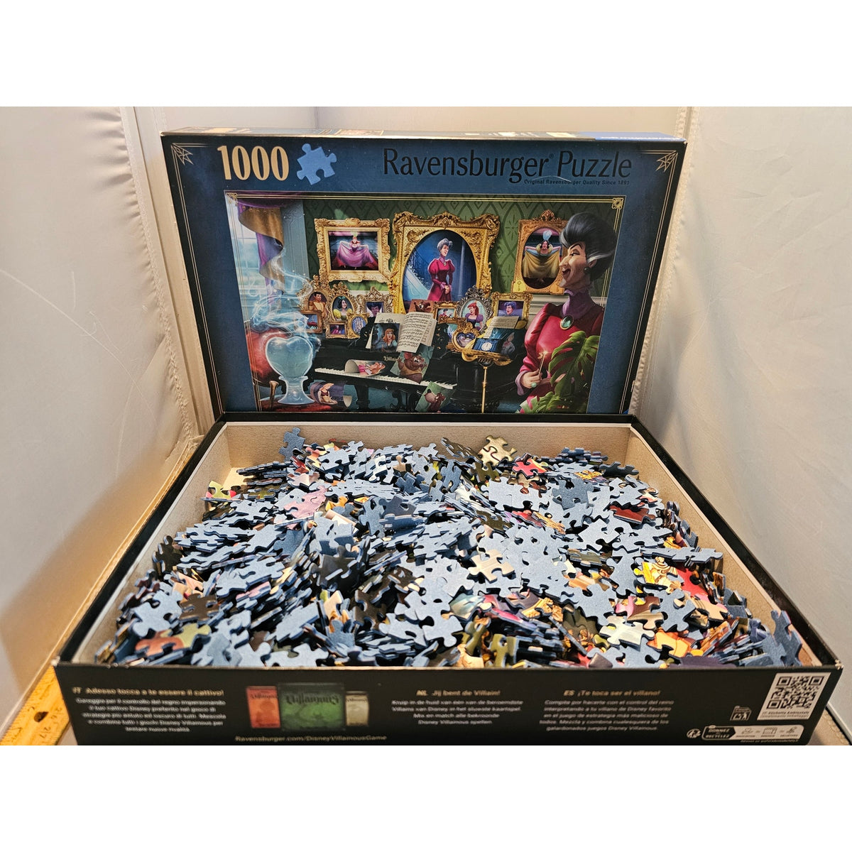 Ravensburger No. 12 000 398 4 - Disney Villainous: Lady Tremaine - 1000Pc Puzzle
