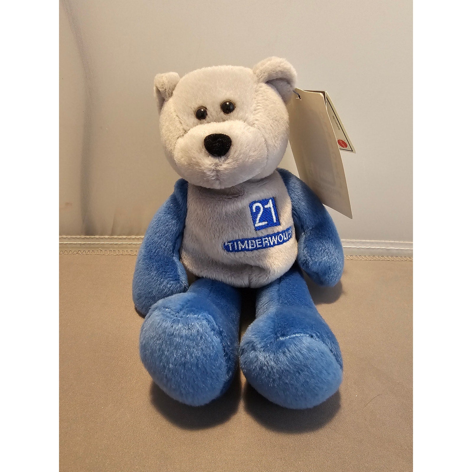 1999 Mattel Minnesota Timberwolves Kevin Garnett 21 Collectible Bear NBA License