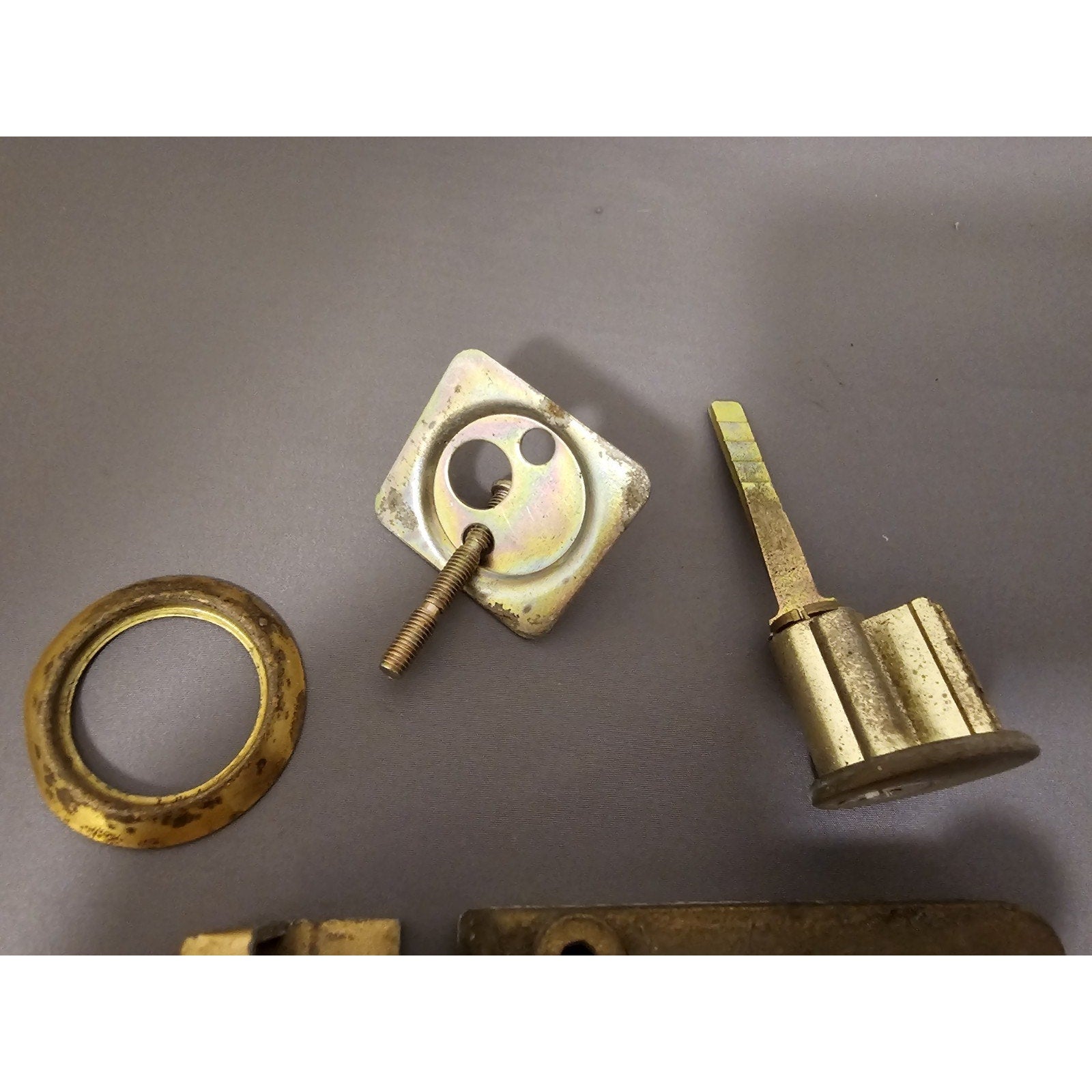 Vintage/Antique Brass Turn Knob Door Latch/Lock Deadbolt