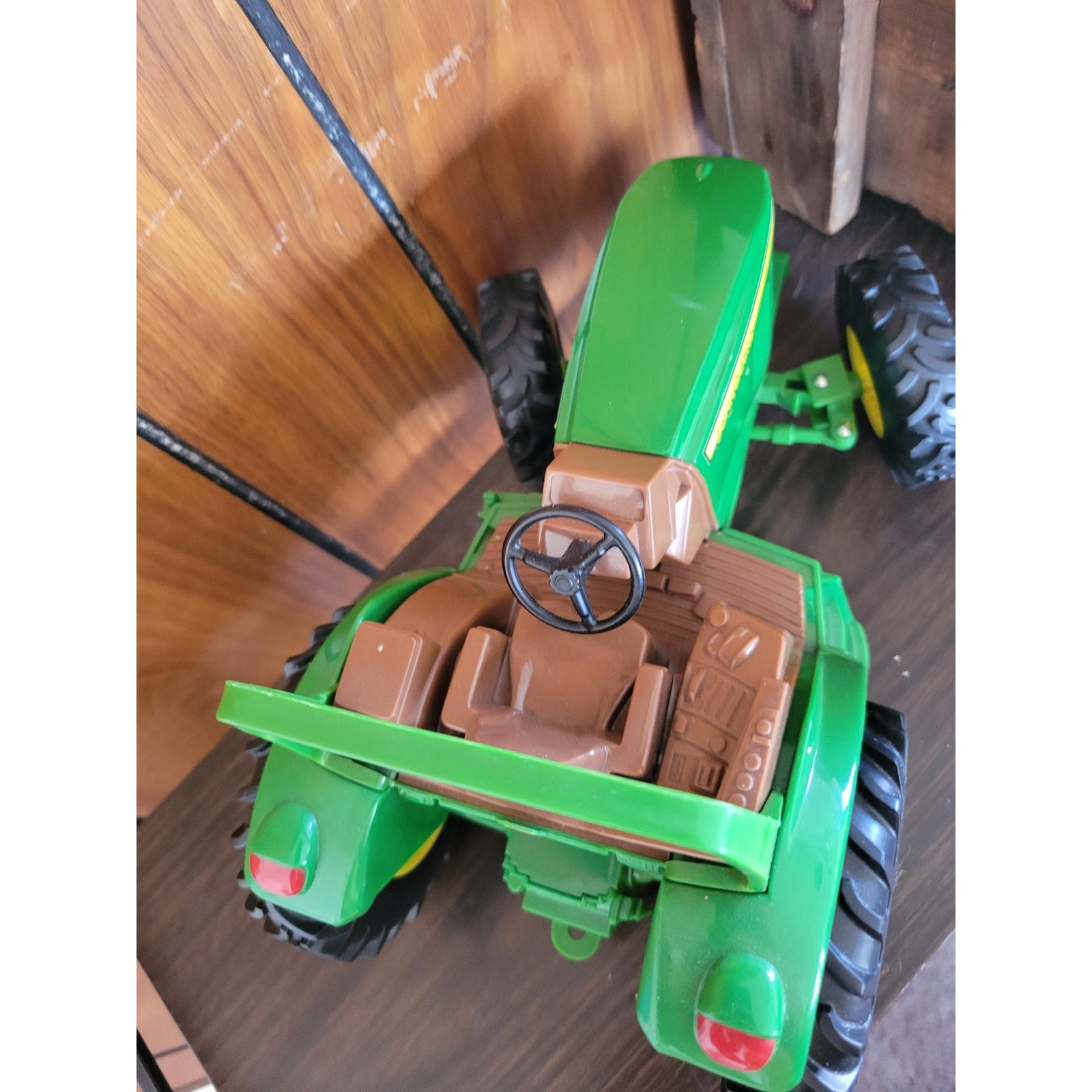 Ertl Tomy John Deere 35024PW Toy Tractor - 10"