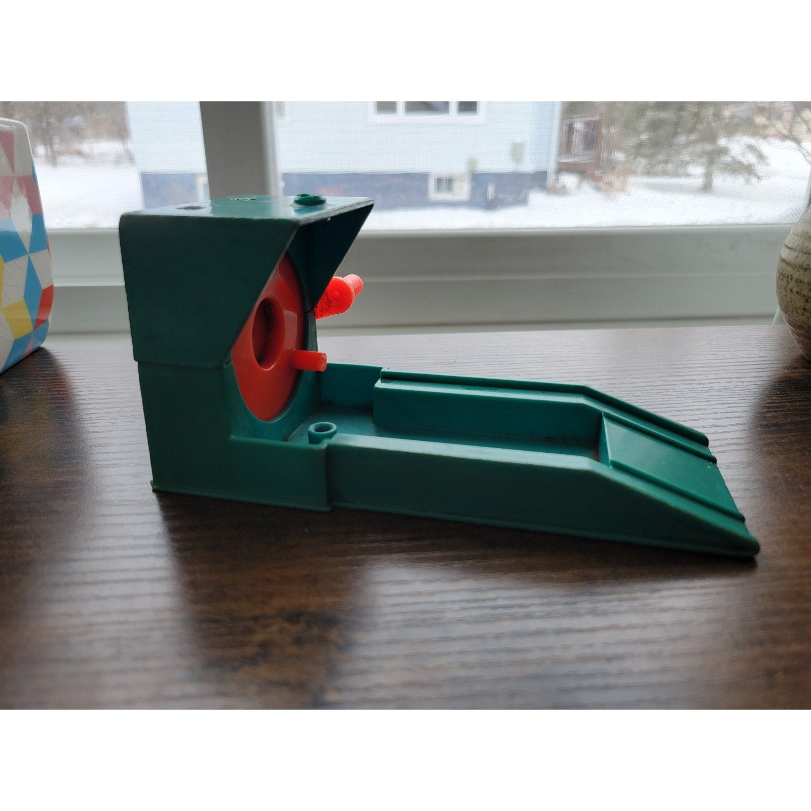 Vintage 1970 Fisher Price Little People #930 Parking Garage Car Lift