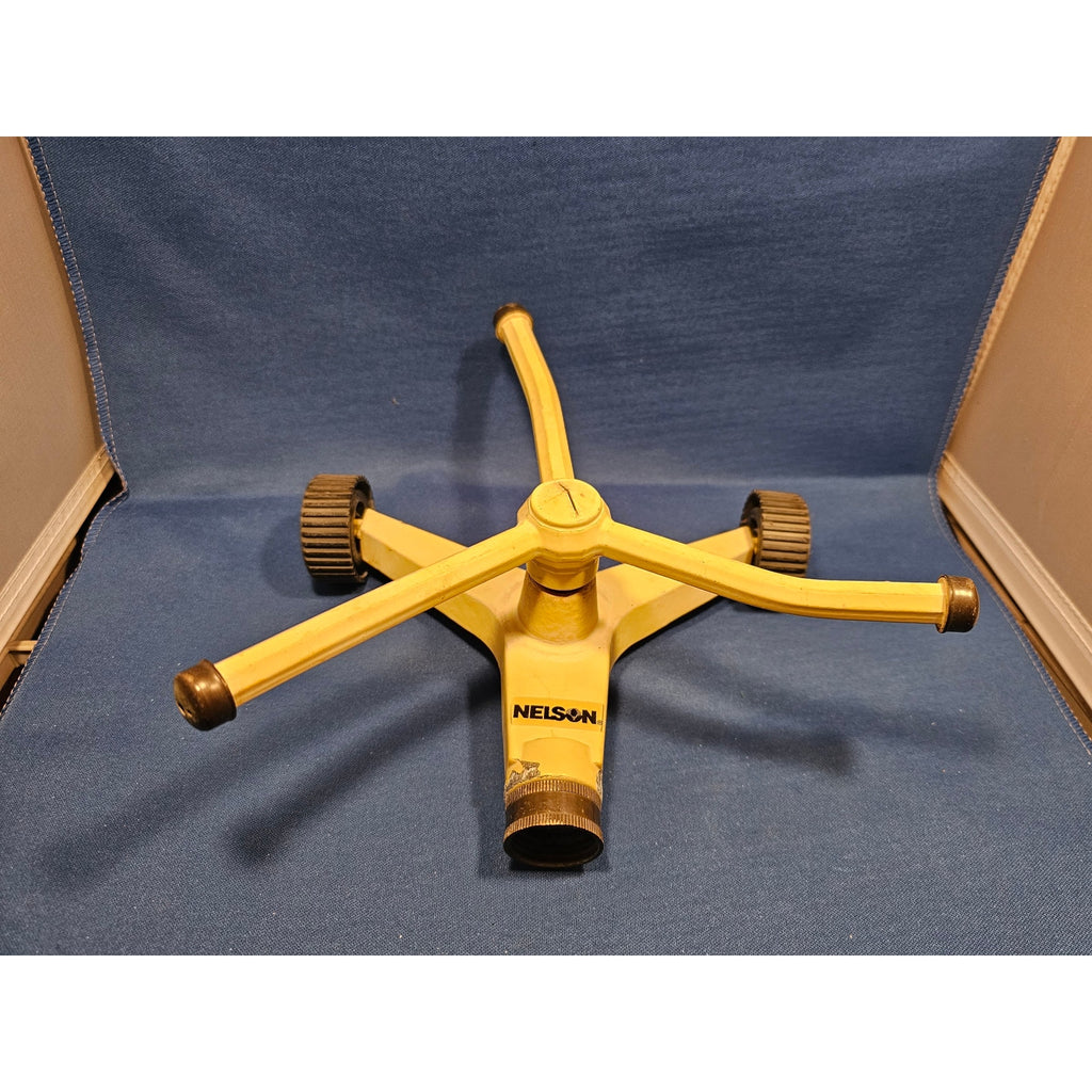 Vintage Nelson Yellow "Poppy" Sprinkler - used in great condition