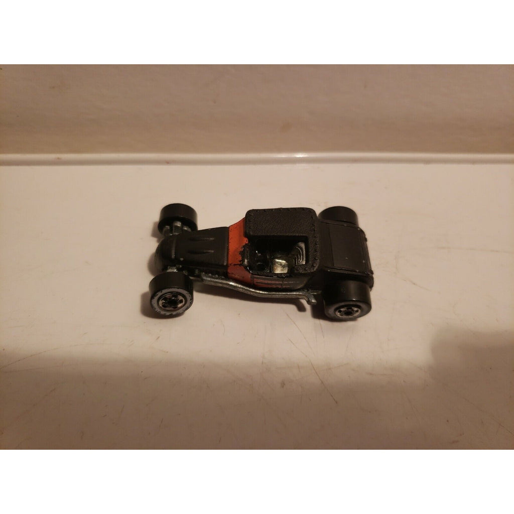 1998 Hot Wheels TRACK T Hot Rod Coupe , black red flames