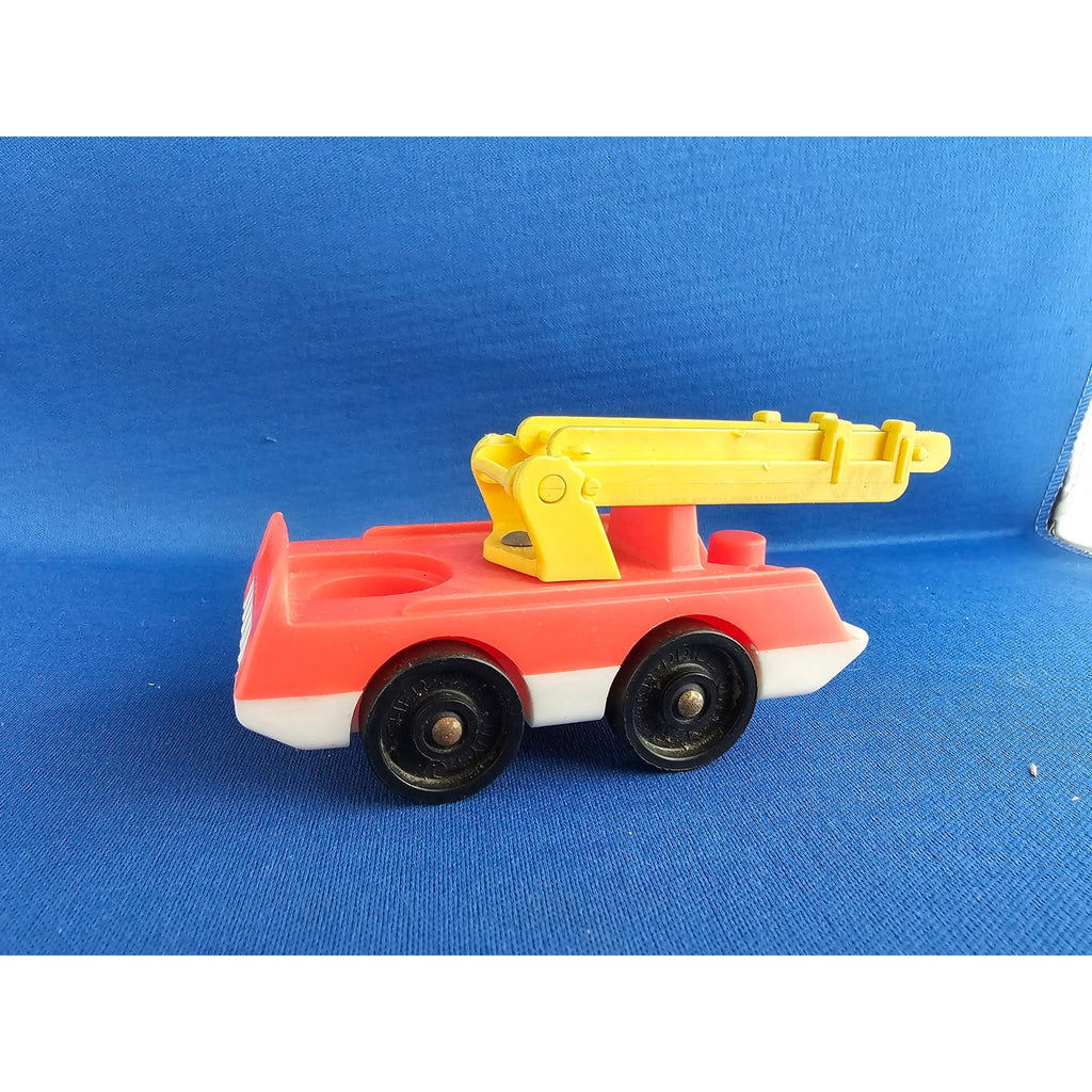 Vintage Fisher-Price #124 - Red Fire Truck w/Yellow Ladder